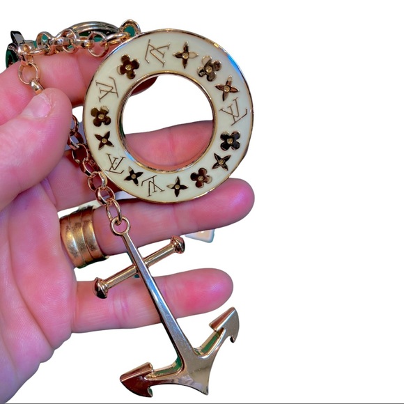 Louis Vuitton Marina Anchor Keychain & Bag Charm - Picture 6 of 13